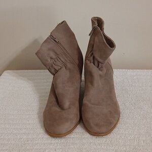 Mojo Moxy Tan Ankle Booties with Wedge Heel